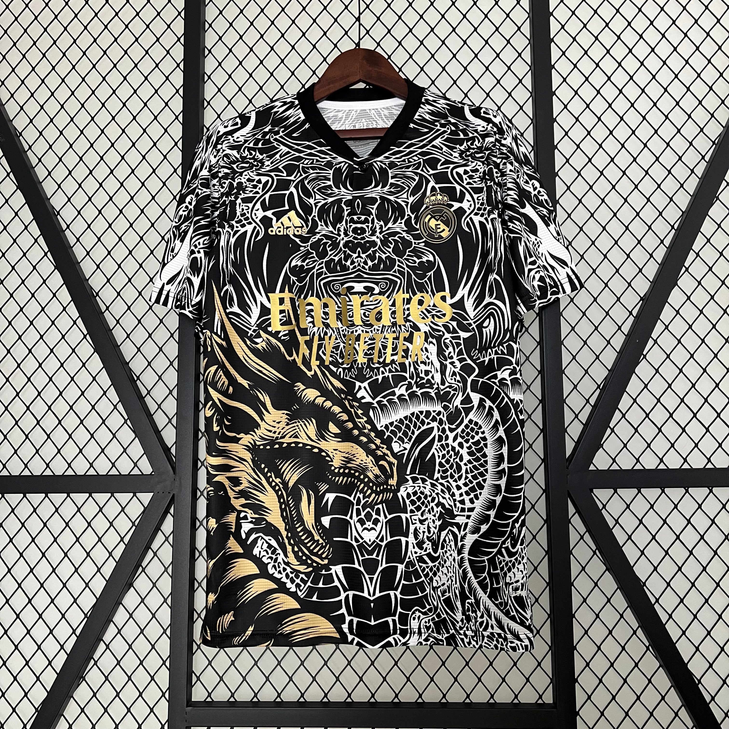 23/24 REAL MADRID GOLDEN SERPENT
