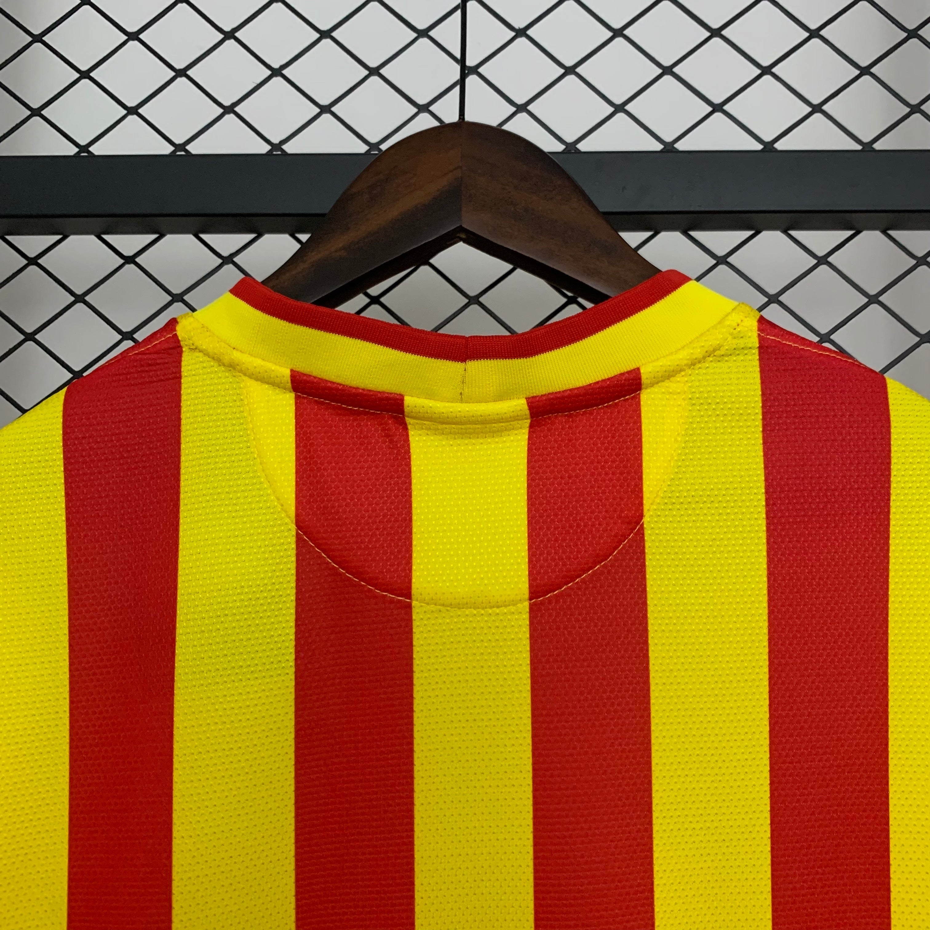 FC BARCELONA CLASSIC T-SHIRT 1998-99